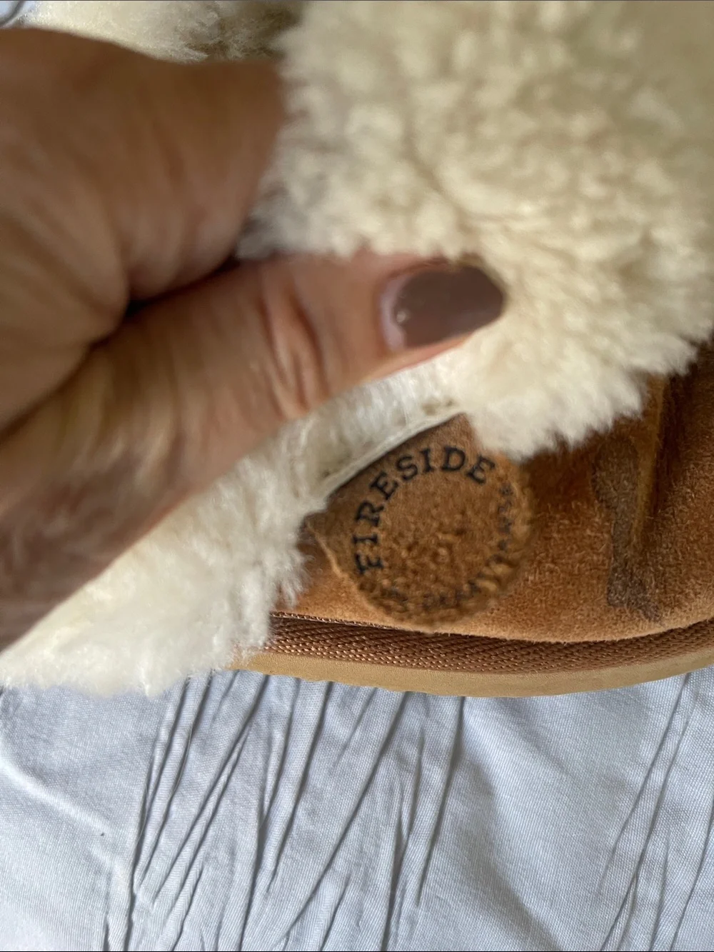 Kids Cozy Slip-On Shearling Slippers - Chestnut